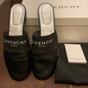 Great condition Authentic Givenchy Bedford mules